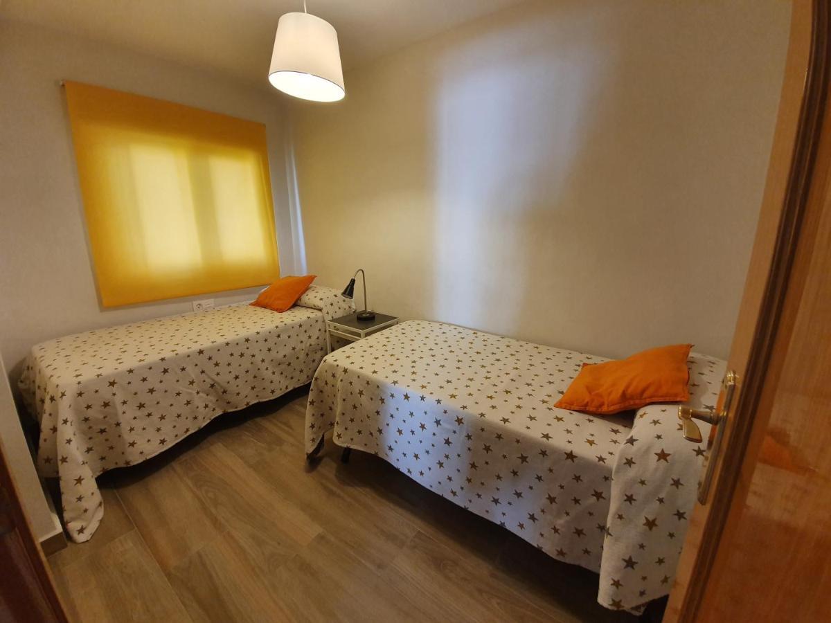 Апартаменты Galvez Flat, At Principal Railway Station In Малага Экстерьер фото