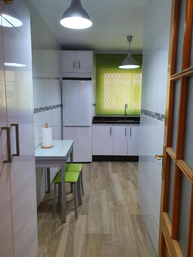 Апартаменты Galvez Flat, At Principal Railway Station In Малага Экстерьер фото