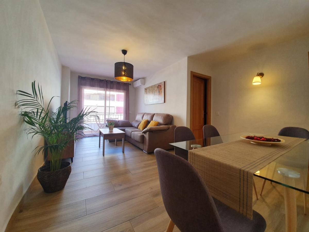 Апартаменты Galvez Flat, At Principal Railway Station In Малага Экстерьер фото